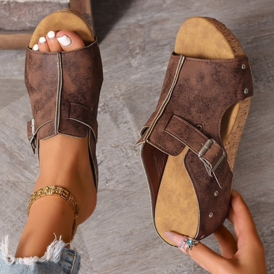 Tansy™ Luxe Arch Sandals