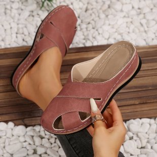 Romilly™ Soft Comfort Slide Sandals